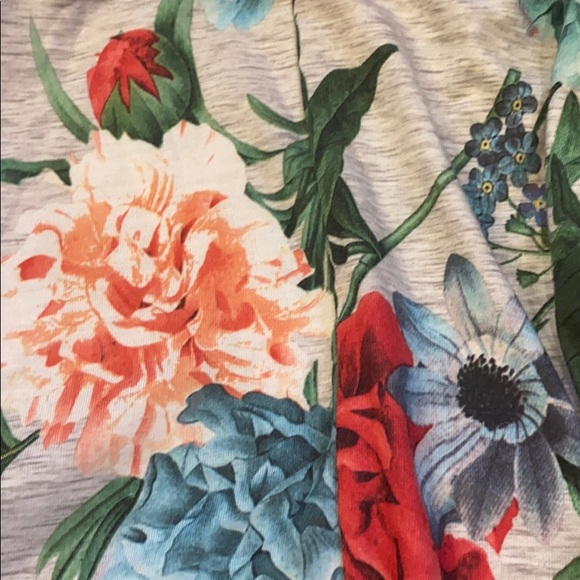 Skirts - Picture 3 of 3